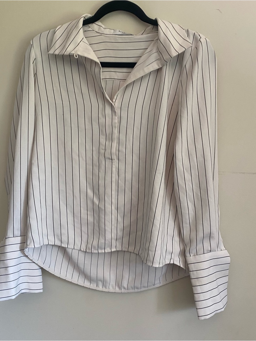 Aritzia Babaton Striped White Button-Style Collared Women's Top